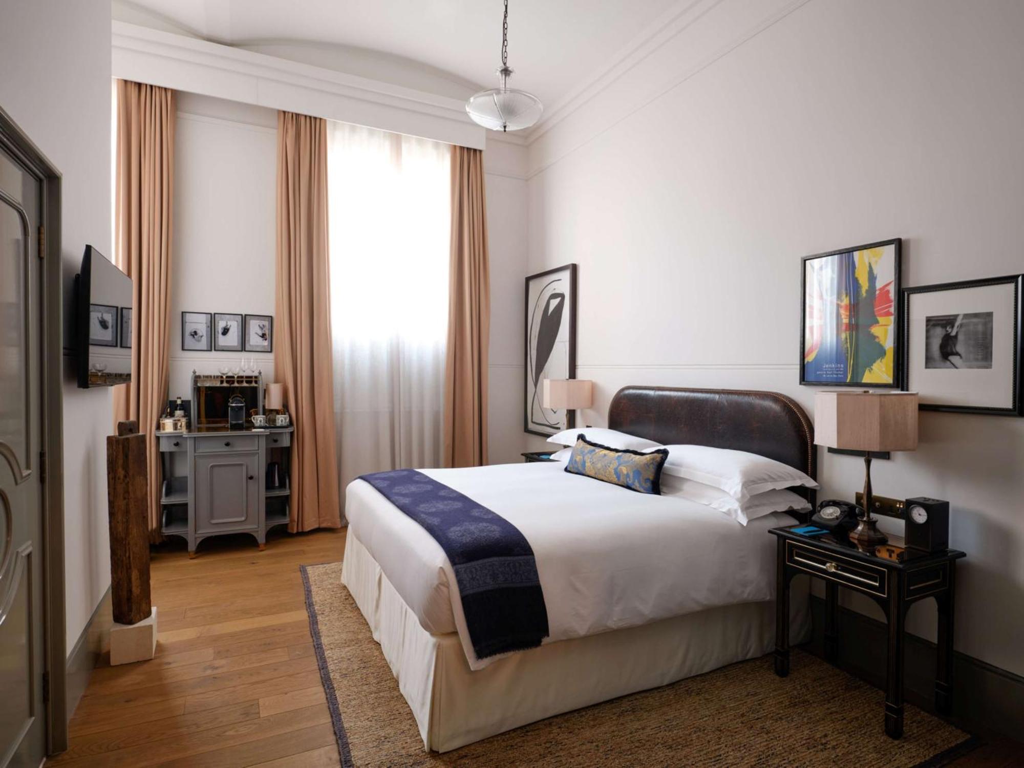 Nomad London Hotel Eksteriør billede A bedroom at the hotel